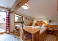 doppelzimmer_3.jpg