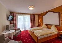 doppelzimmer_9.jpg